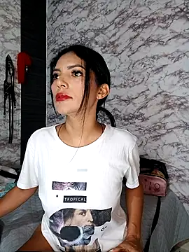 Snapshot of AlisSon__hot chatting on September 13, 10:37 am AlisSon  hot online show from September 13, 10:37 am