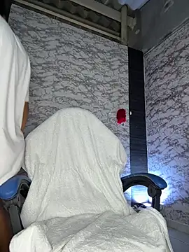 AlisSon  hot online show from April 5, 9:01 pm