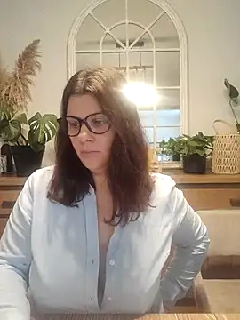 Snapshot of Aambre95Esexy chatting on October 17, 7:11 am Aambre95Esexy online show from October 17, 7:11 am