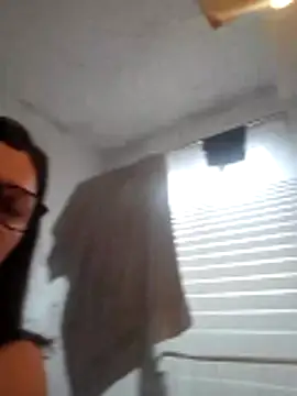 Snapshot of Aambre95Esexy chatting on November 12, 12:16 pm Aambre95Esexy online show from November 12, 12:16 pm