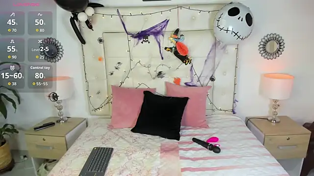 sara coor online show from October 14, 8:42 pm