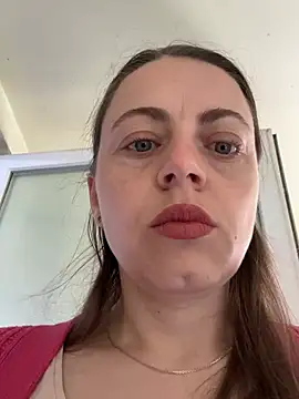 Snapshot of ladywithbigass chatting on May 7, 4:40 am ladywithbigass online show from May 7, 4:40 am