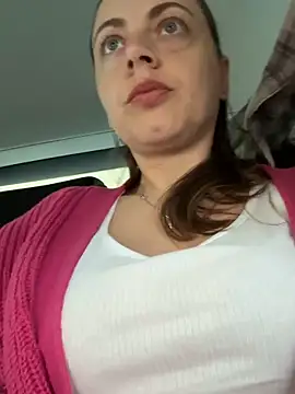 Snapshot of ladywithbigass chatting on May 8, 5:02 am ladywithbigass online show from May 8, 5:02 am