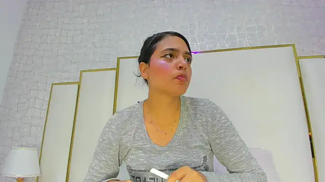 thalia888  online show from November 9, 6:39 pm