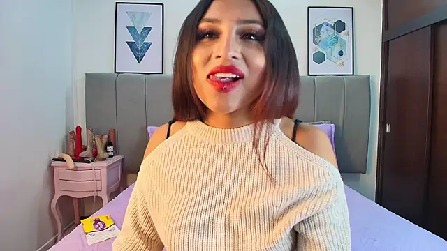 Naiaa Cruz online show from September 15, 7:36 pm