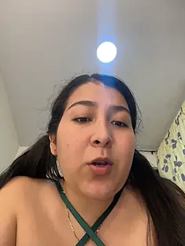evelyn 1702 online show from May 5, 8:50 pm
