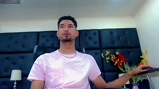 StivBigCock online show from September 25, 2:15 am