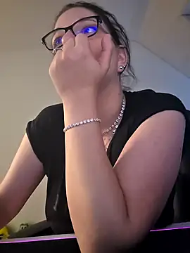 Snapshot of Swiss_Lady chatting on October 16, 7:20 am Swiss Lady online show from October 16, 7:20 am