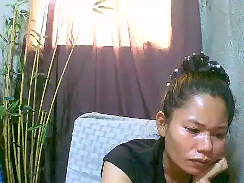 Sweeetgurll online show from April 21, 7:14 am