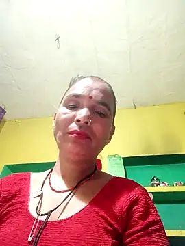 Snapshot of Monika_thakurr chatting on September 17, 7:59 pm Monika thakurr online show from September 17, 7:59 pm