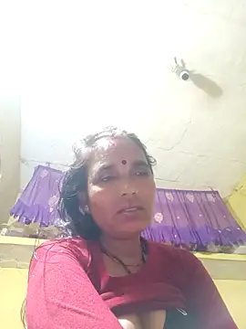 Snapshot of Monika_thakurr chatting on September 27, 10:37 pm Monika thakurr online show from September 27, 10:37 pm