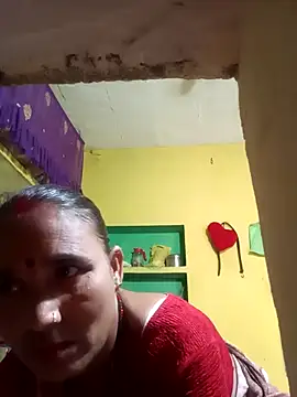 Snapshot of Monika_thakurr chatting on September 30, 8:41 am Monika thakurr online show from September 30, 8:41 am