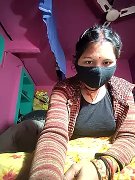 Snapshot of Monika_thakurr chatting on January 9, 2:58 am Monika thakurr online show from January 9, 2:58 am