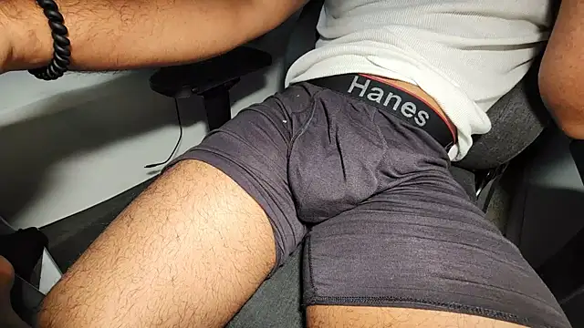 Snapshot of catt18 chatting on October 12, 8:08 pm catt18 online show from October 12, 8:08 pm