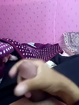 Snapshot of Sonukumar202000 chatting on March 3, 12:50 am Sonukumar202000 online show from March 3, 12:50 am