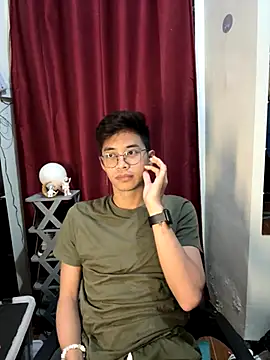 Snapshot of Prince-Harrison chatting on October 5, 5:22 pm Prince-Harrison online show from October 5, 5:22 pm