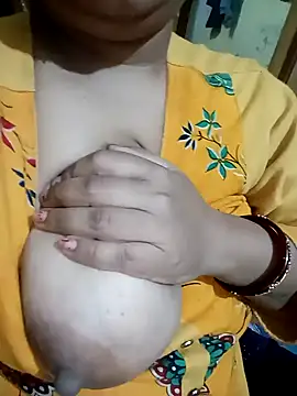 angry couplez online show from January 18, 1:09 am