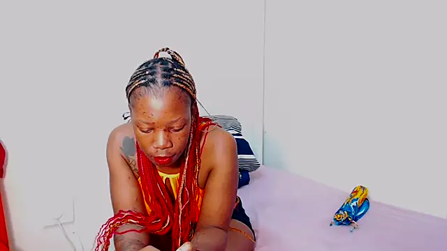 Snapshot of FreakyScarlet00 chatting on October 10, 2:54 am FreakyScarlet00 online show from October 10, 2:54 am