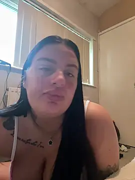 Snapshot of Victoriasteel chatting on February 19, 11:28 am Victoriasteel online show from February 19, 11:28 am