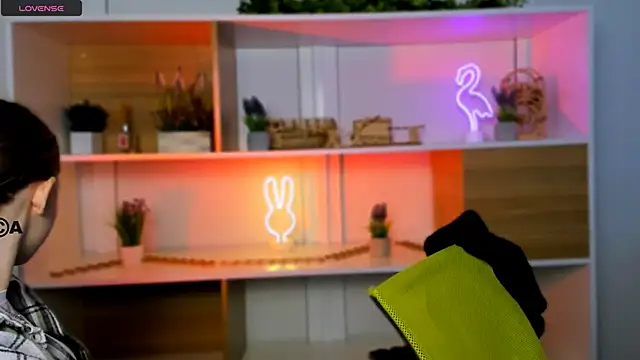 aria moo online show from November 13, 5:50 am