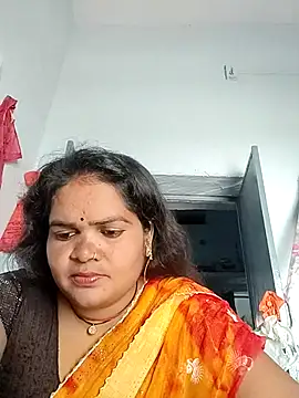 Snapshot of Rashi_cut chatting on September 11, 4:45 am Rashi cut online show from September 11, 4:45 am