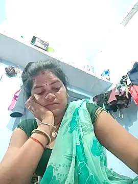 Snapshot of Rashi_cut chatting on September 14, 11:26 pm Rashi cut online show from September 14, 11:26 pm