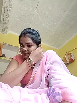 Snapshot of Rashi_cut chatting on September 18, 5:42 am Rashi cut online show from September 18, 5:42 am