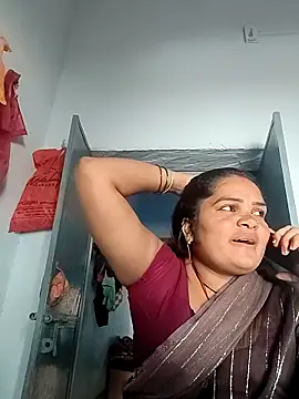 Snapshot of Rashi_cut chatting on September 23, 3:20 am Rashi cut online show from September 23, 3:20 am