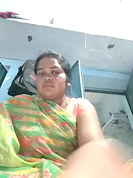 Snapshot of Rashi_cut chatting on October 6, 1:47 am Rashi cut online show from October 6, 1:47 am
