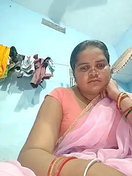 Snapshot of Rashi_cut chatting on October 8, 1:42 pm Rashi cut online show from October 8, 1:42 pm