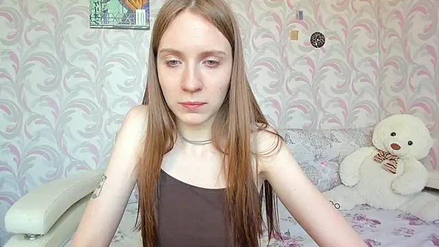 Snapshot of Kelly_Gerzikaa chatting on June 4, 12:44 pm Kelly Gerzikaa online show from June 4, 12:44 pm