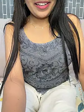 Snapshot of Riya-6969 chatting on June 11, 2:26 pm Riya-6969 online show from June 11, 2:26 pm