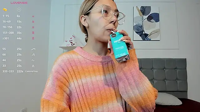 nikolevoshkie  online show from February 16, 7:54 pm