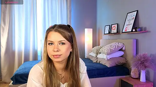 LollaStich online show from October 20, 8:04 am