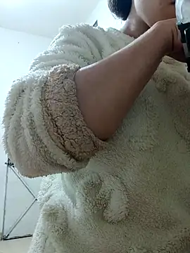 Ahalm online show from March 12, 9:43 pm