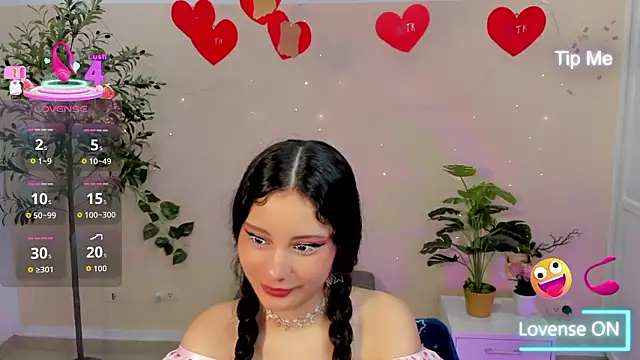 Snapshot of Krysten_Riter chatting on February 14, 2:47 pm Krysten Riter online show from February 14, 2:47 pm