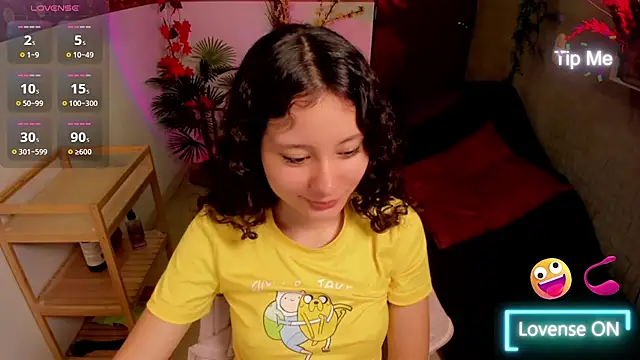 Snapshot of Krysten_Riter chatting on July 22, 2:42 pm Krysten Riter online show from July 22, 2:42 pm