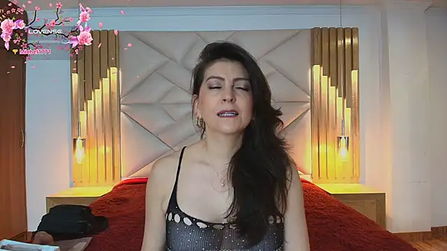 allie pearl online show from January 8, 12:07 pm