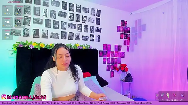 Snapshot of Sarahandzack chatting on September 13, 5:24 pm Sarahandzack online show from September 13, 5:24 pm