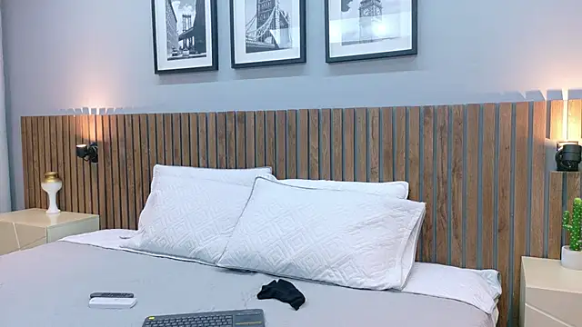 luna roja25 online show from November 26, 1:34 pm