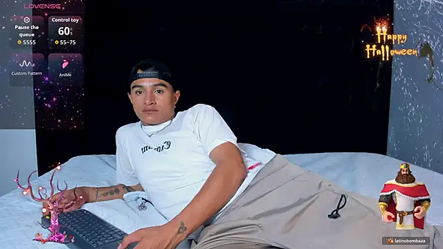 LiamDeep online show from October 25, 9:28 am