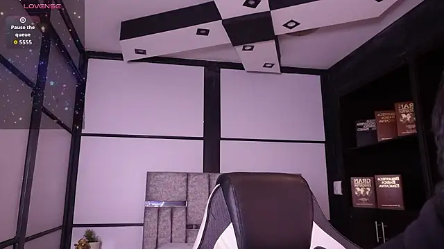 LiamDeep online show from February 1, 6:06 pm