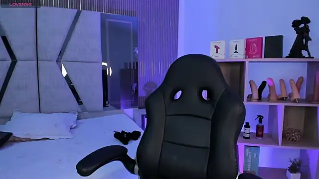 LiamDeep online show from February 27, 8:09 pm