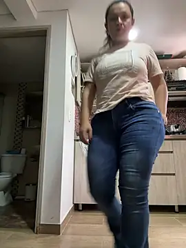 Snapshot of sophie_lopez1 chatting on March 6, 4:47 pm sophie lopez1 online show from March 6, 4:47 pm