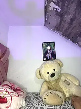 Melody rouxxx online show from December 19, 12:06 am