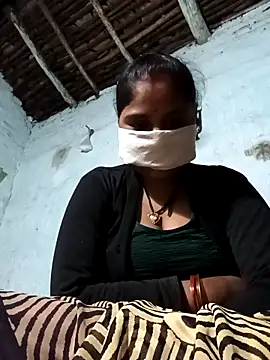 Sheema tyagi online show from November 9, 9:57 pm