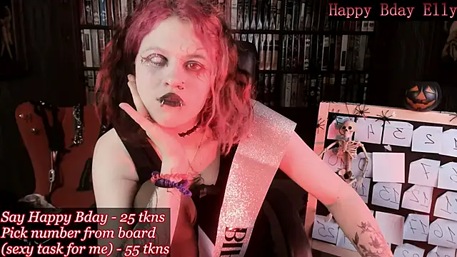 NoelleGothicShadow online show from October 25, 10:48 pm