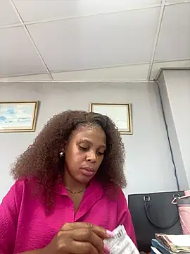 031bubbles online show from February 12, 6:30 am