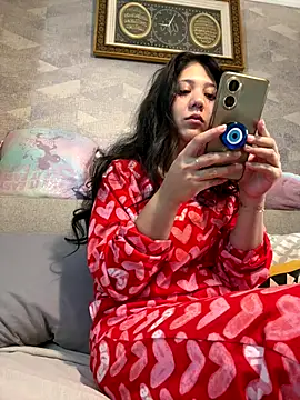 PrincessYYara online show from October 11, 7:40 am