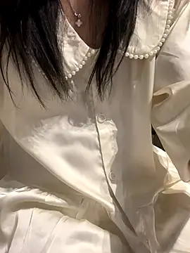 tran my online show from November 21, 12:15 pm